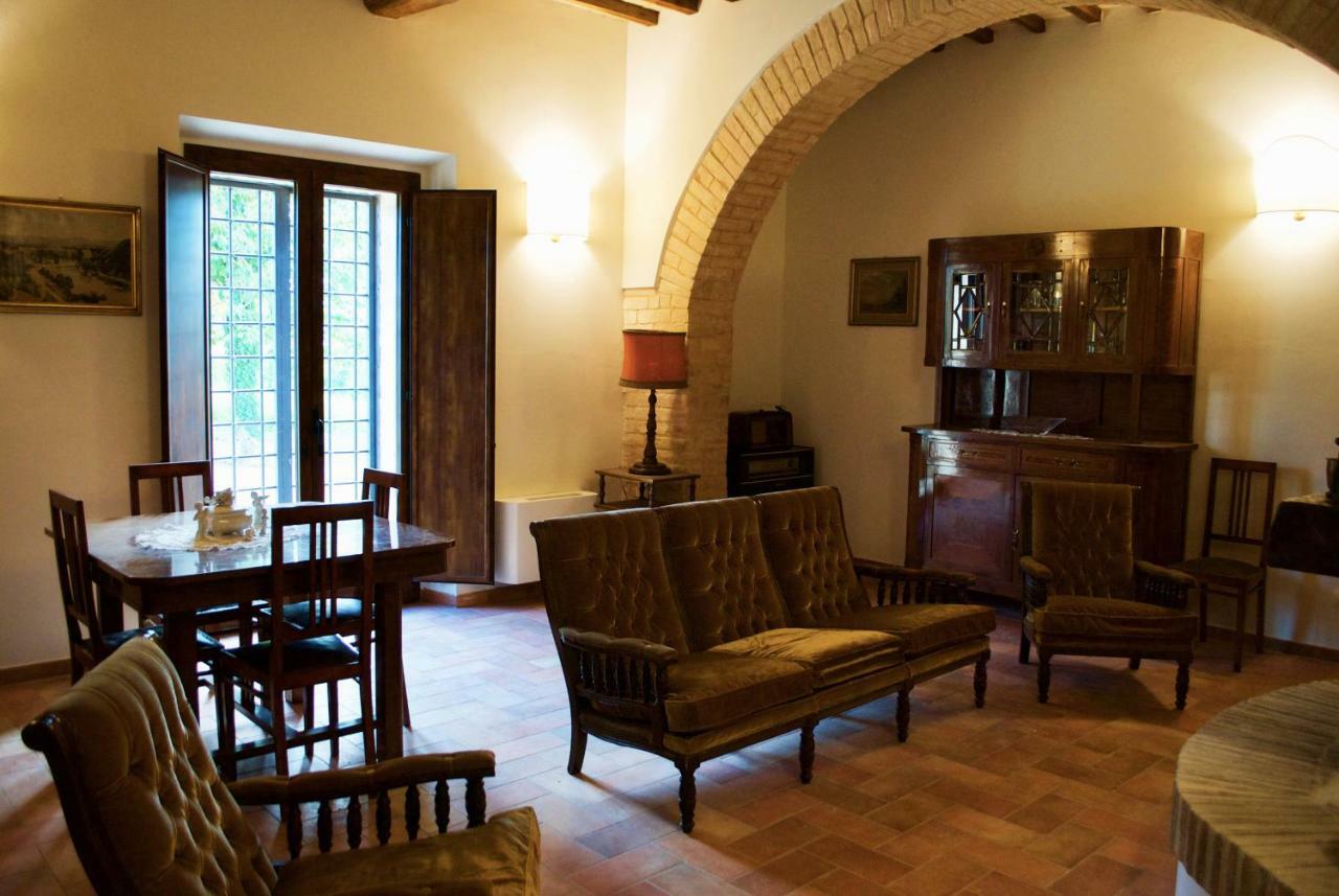 Villa Licinia Foligno Exterior foto